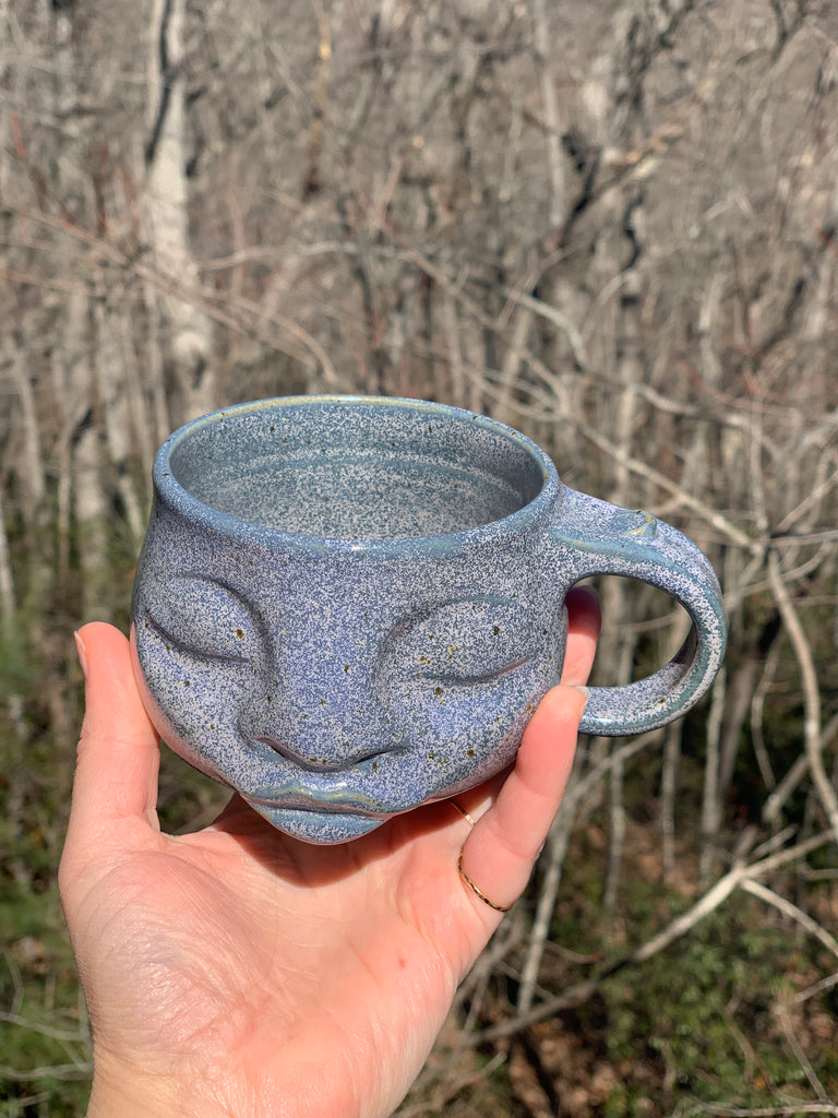 Serene Face Mug / Blue Speckled