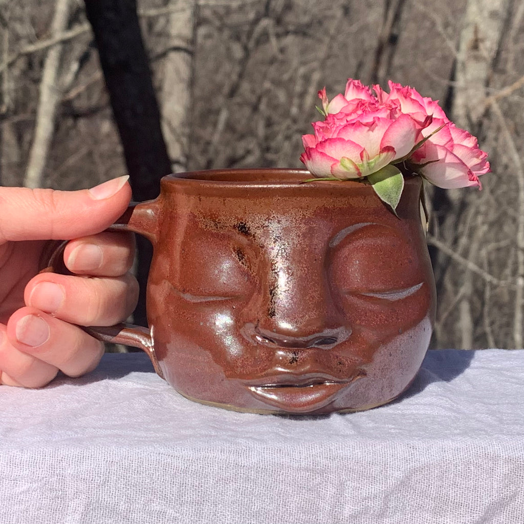 Serene Face Mug / Rust